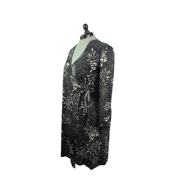 Chicos Womens Floral Wrap Dress Size 1 Black & White Stretchy Polyester Blend - Picture 5 of 7